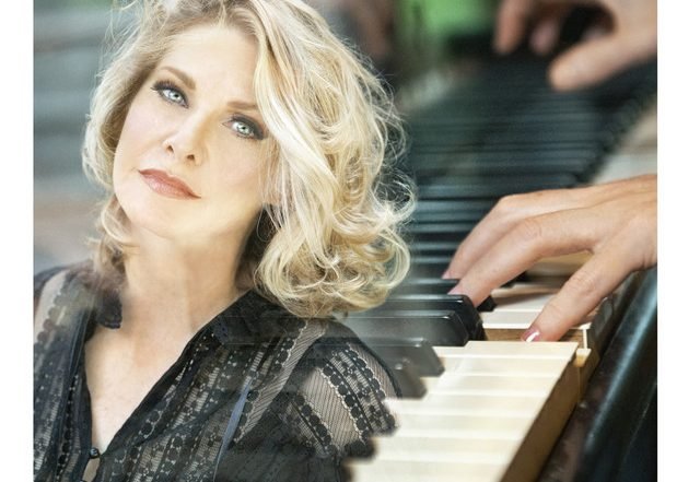 Fiona Joy Hawkins - Aqua 2 (Spotify) Nagamag