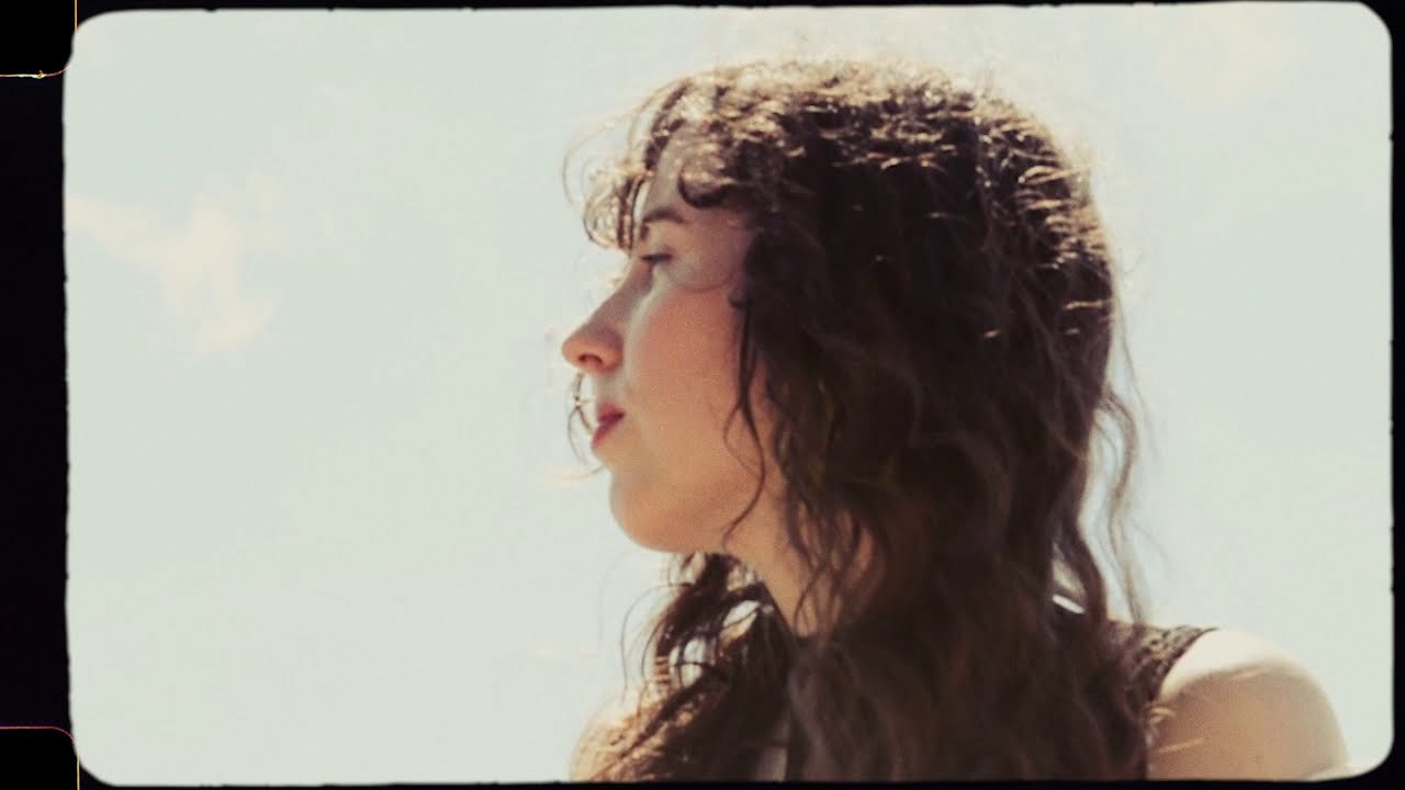 Isla Noon - Summer Love (Video)