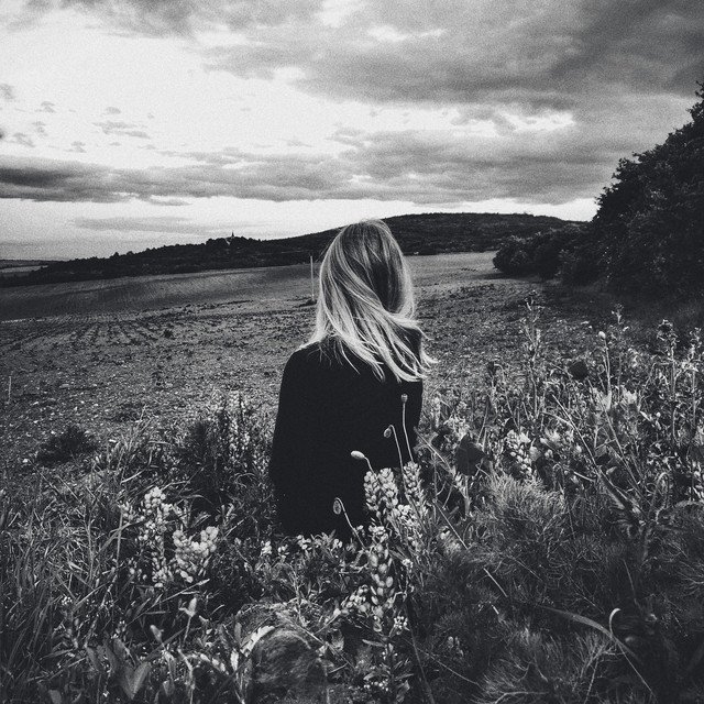 Blue Crystal Star – She Will Linger When You Sleep (Spotify)