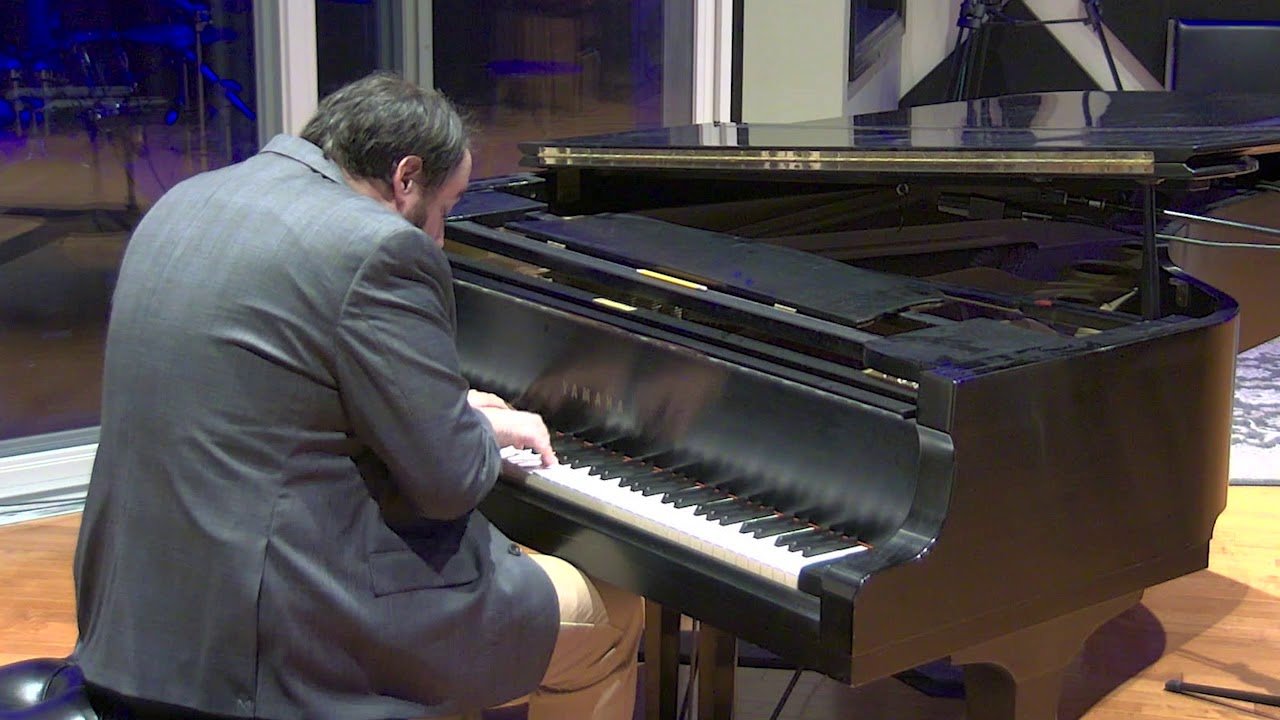 Joe Kenney - Reflection No. 3 - Connection (Video), Neoclassical music genre, Nagamag Magazine