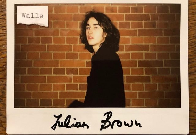 Julian Brown - Walls (Spotify), Rock music genre, Nagamag Magazine
