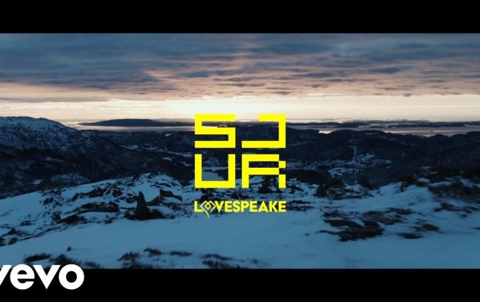 SJUR, Lovespeake - Me In The Middle (Video), Pop music genre, Nagamag Magazine