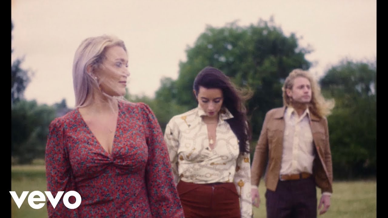 The Wandering Hearts - Gold (Video), Rock music genre, Nagamag Magazine