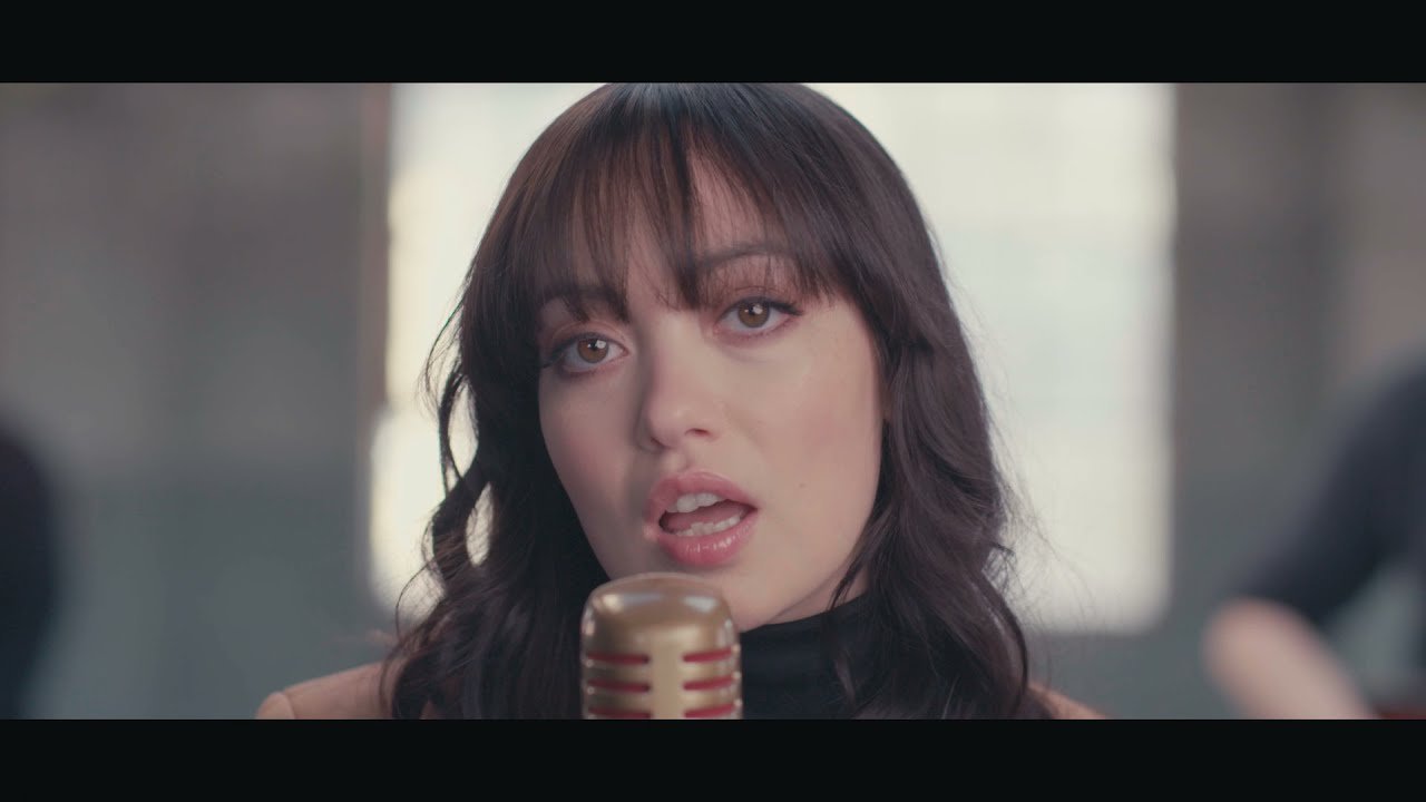 Alas de Liona - Pages (Video), Pop music genre, Nagamag Magazine