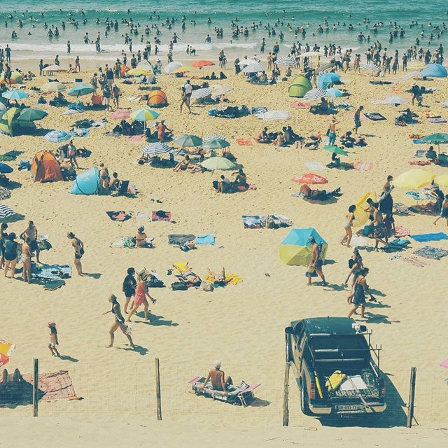 flamingo zamperoni - sun of a beach (Spotify), Jazz music genre, Nagamag Magazine