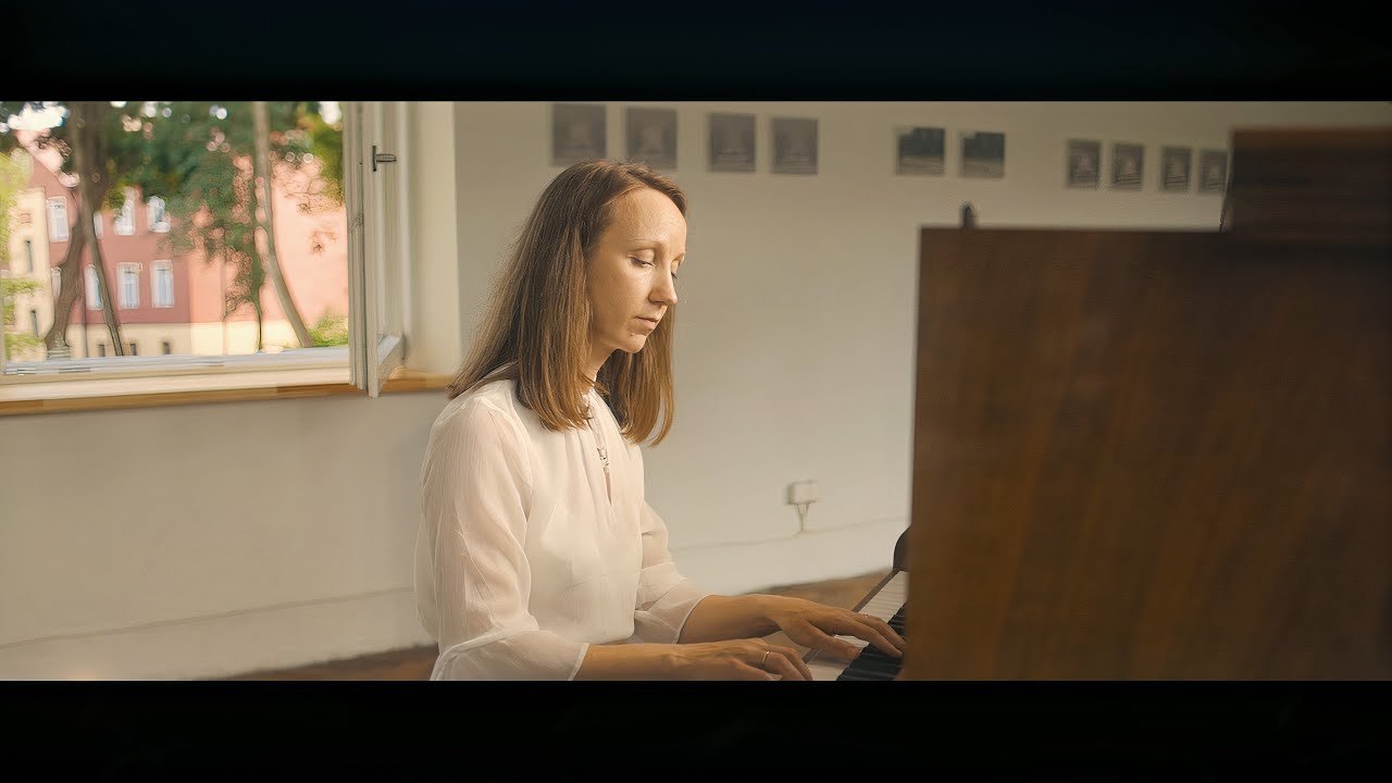 Aija Alsiņa - I Hope You Live (Official Performance Video) (Video), Neoclassical music genre, Nagamag Magazine