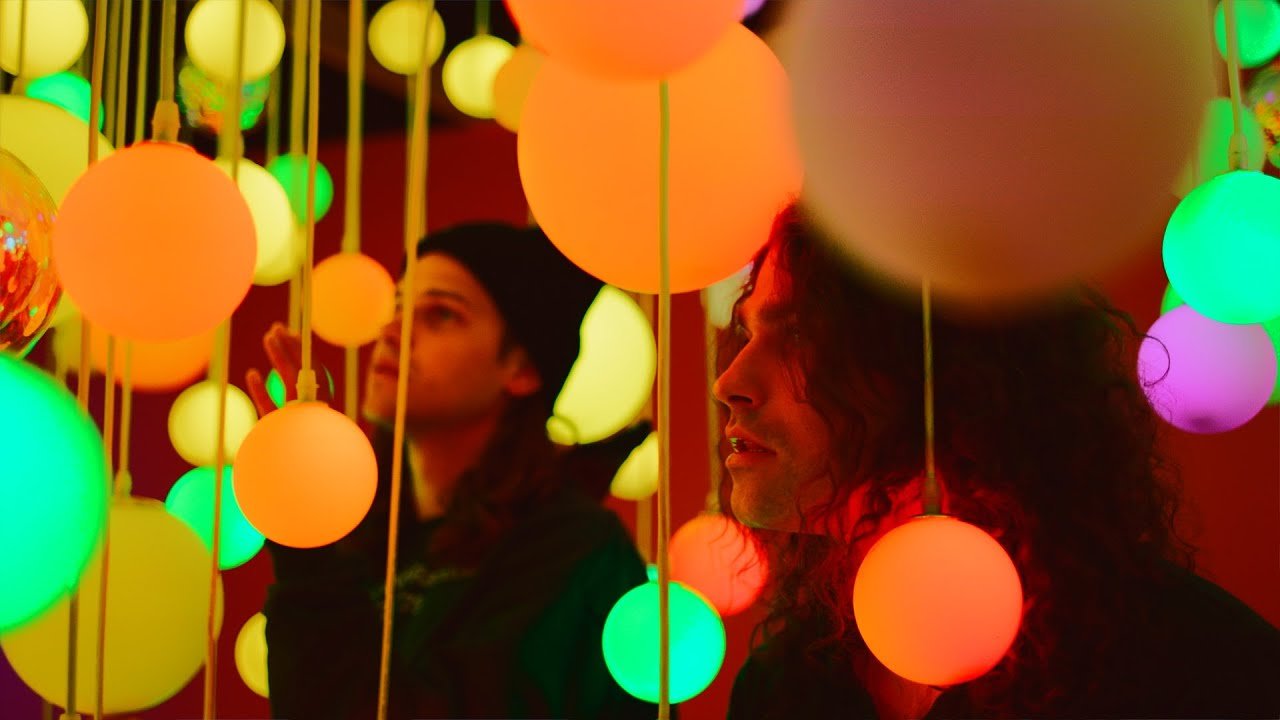 DVBBS & Powfu - Losing Sleep [Ultra Music] (Video), Pop music genre, Nagamag Magazine