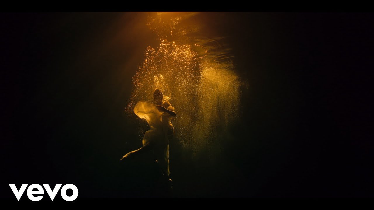 Steve Barakatt - Néoréalité (Video), Neoclassical music genre, Nagamag Magazine