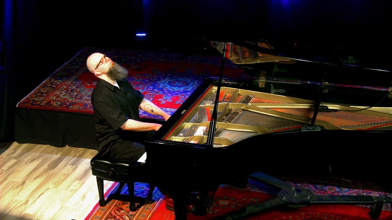 Sonare (Official Video with Score) (Video), Neoclassical music genre, Nagamag Magazine