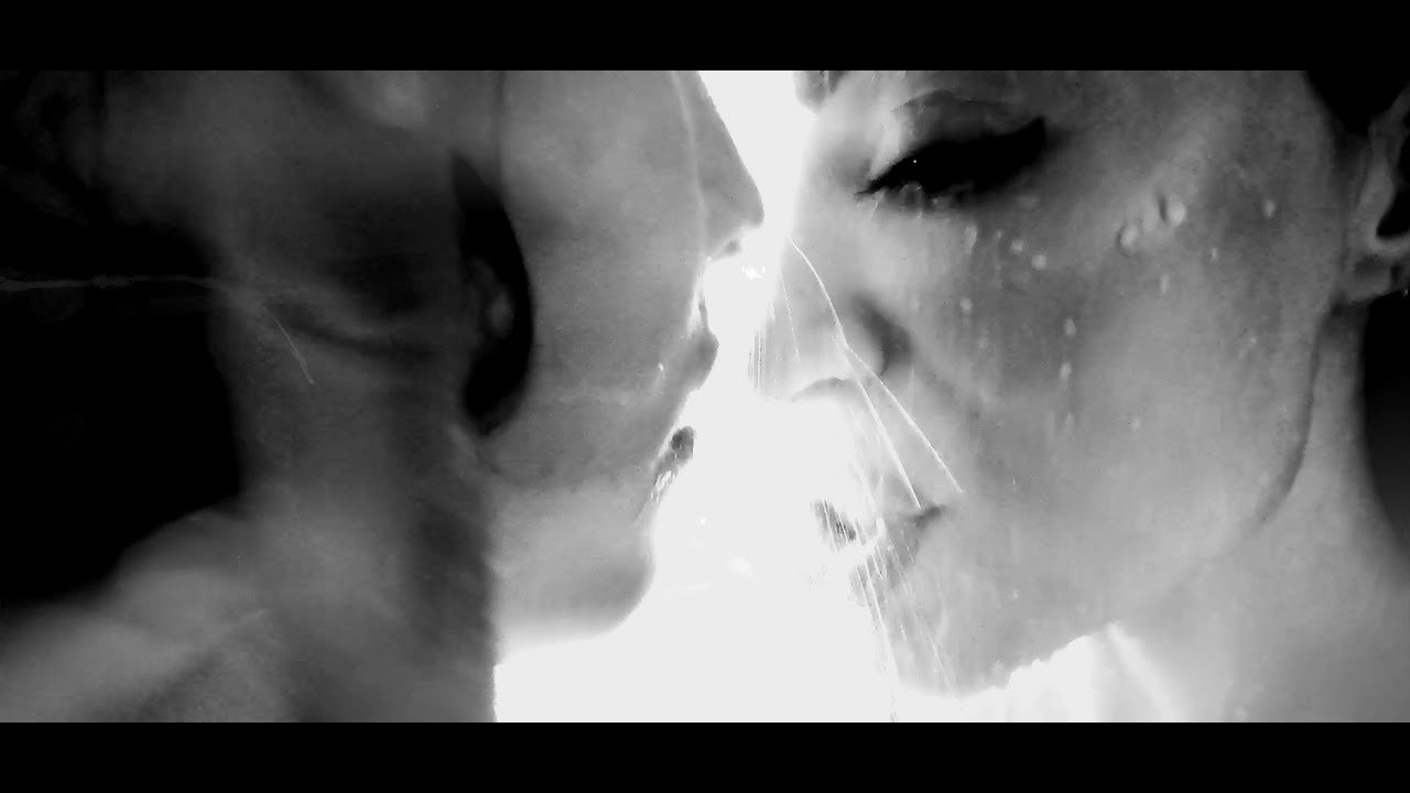 XHOANA X - The Villain (Video), Pop music genre, Nagamag Magazine