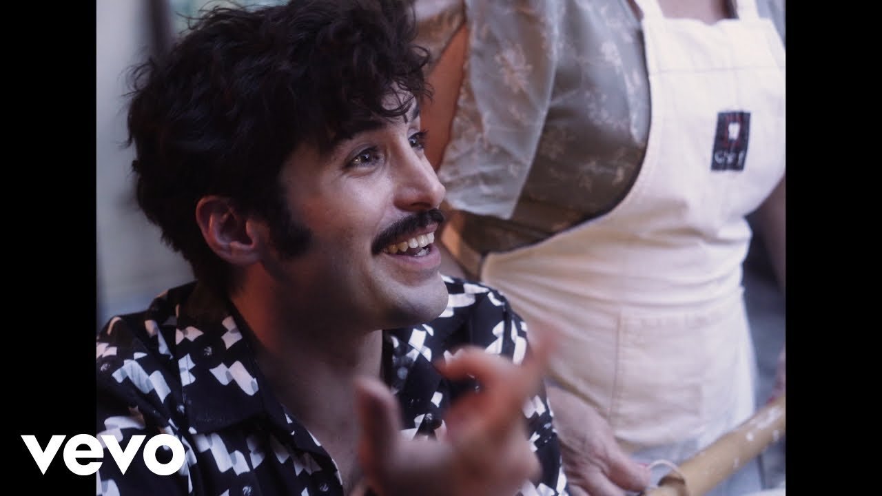 Maximiliano Calvo - Ajo y Agua (Video), Pop music genre, Nagamag Magazine