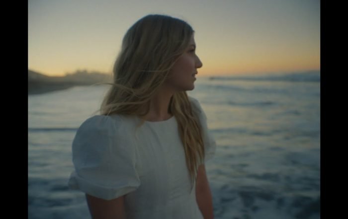 Brynn Elliott - Breathe (Video), Rock music genre, Nagamag Magazine