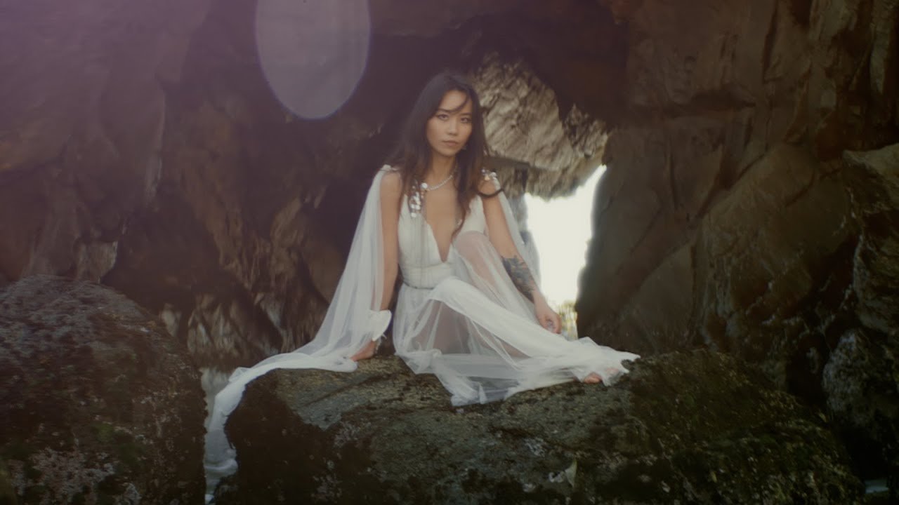 JVNA - Where You Are (Video), Pop music genre, Nagamag Magazine
