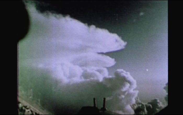 OLI - Cry (Video), Pop music genre, Nagamag Magazine