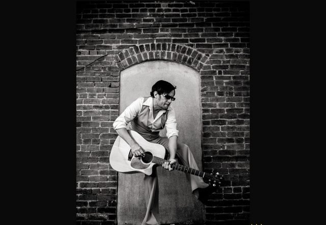 Working Class Hussys - Elaine (Spotify), Rock music genre, Nagamag Magazine