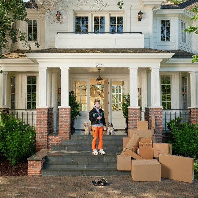 Conor Bvrns - Mansion On A Hill (Spotify), Pop music genre, Nagamag Magazine