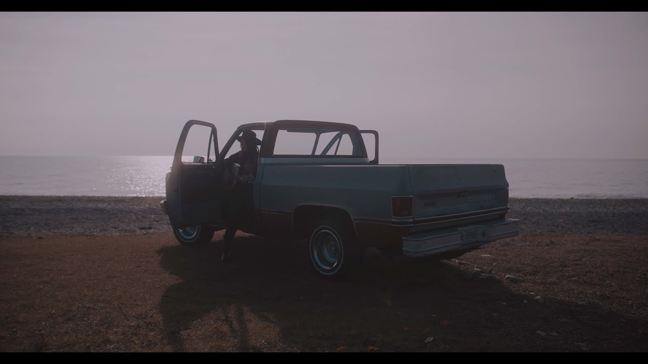 Nickola Magnolia - I Love Country Music (more than I ever loved you) (Video), Rock music genre, Nagamag Magazine