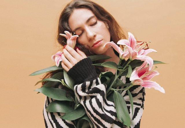 Abby Diamond - Nice and Slow, Pop music genre, Nagamag Magazine