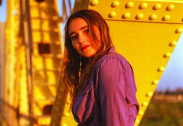 Genovieve - Blues in Blue Light, Pop music genre, Nagamag Magazine