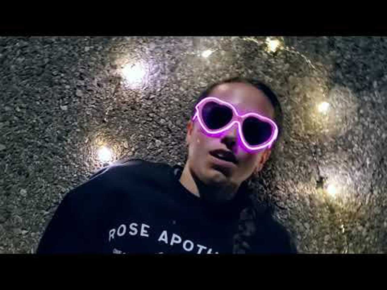 Megan Elise - Sunglasses at Midnight, Pop music genre, Nagamag Magazine