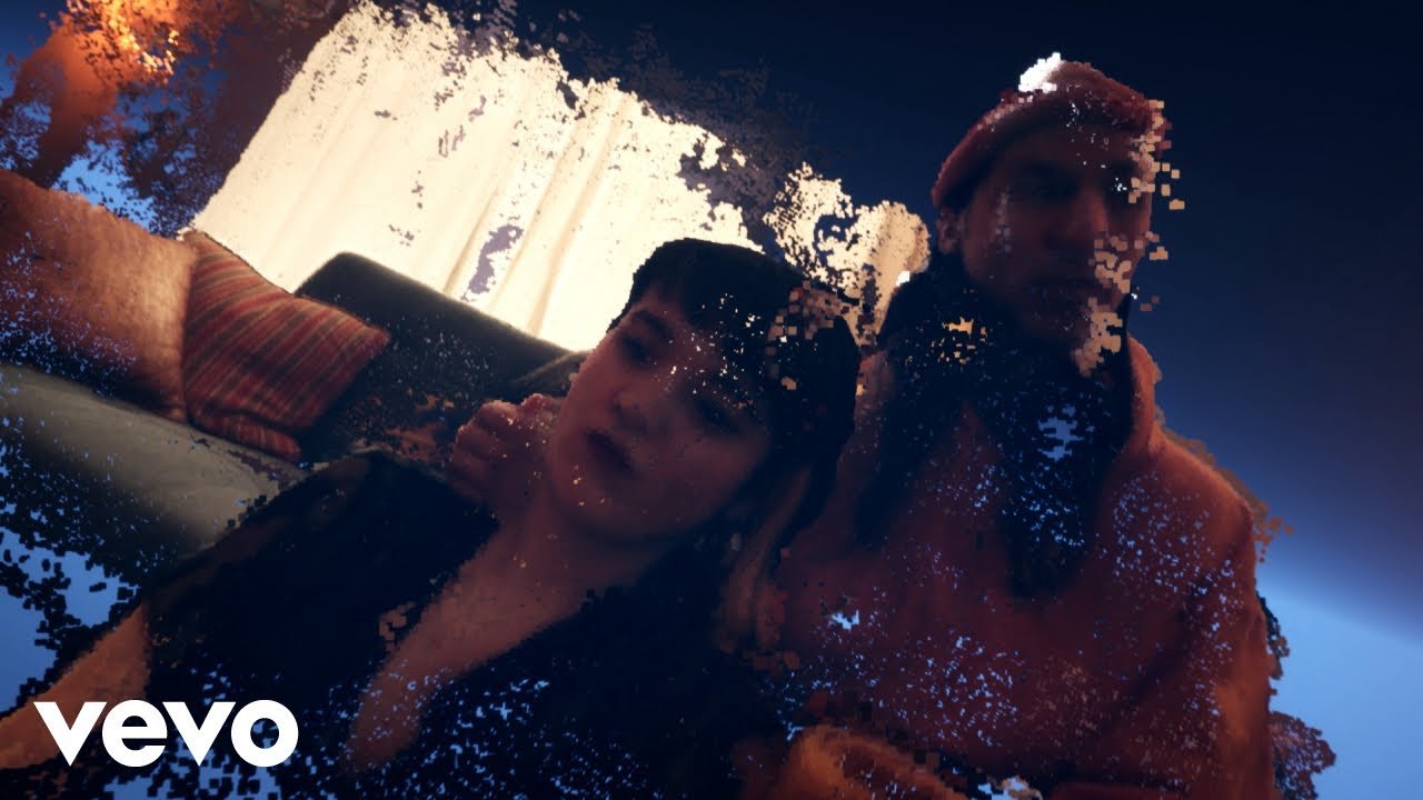 sunsetto x Calabasas - on the side, Pop  music genre, Nagamag Magazine