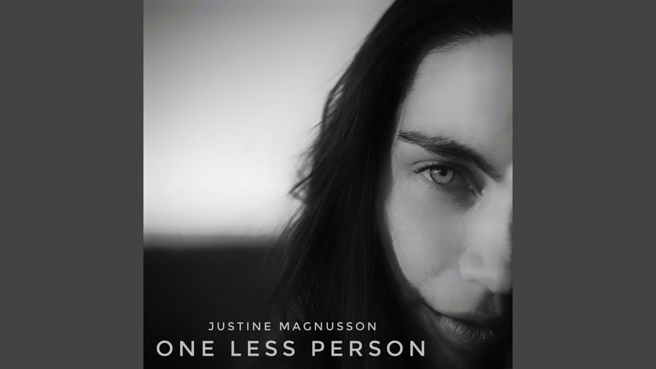 Justine Magnusson - Solo, Rock music genre, Nagamag Magazine