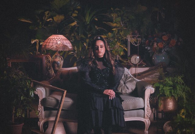 Ela Ozturk - Roots, Pop music genre, Nagamag Magazine