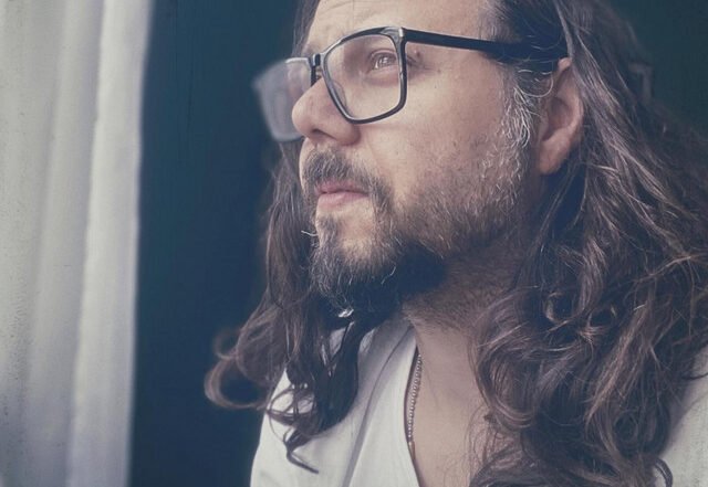 Emanuele Frusi - Sparkles, Neoclassical music genre, Nagamag Magazine