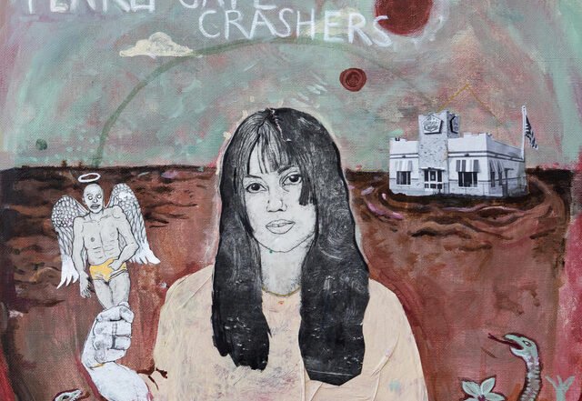 Esme White - Pearly Gate Crashers, Rock music genre, Nagamag Magazine