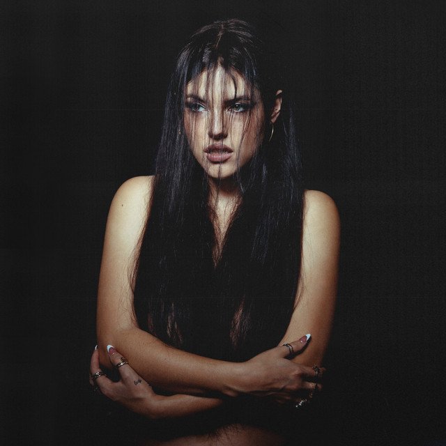 natasha-hunt-lee-half-baked-nagamag-music-magazine Natasha Hunt Lee – Half Baked