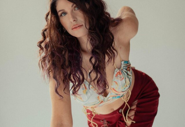 Katie O'Malley - Wasted, Rock music genre, Nagamag Magazine