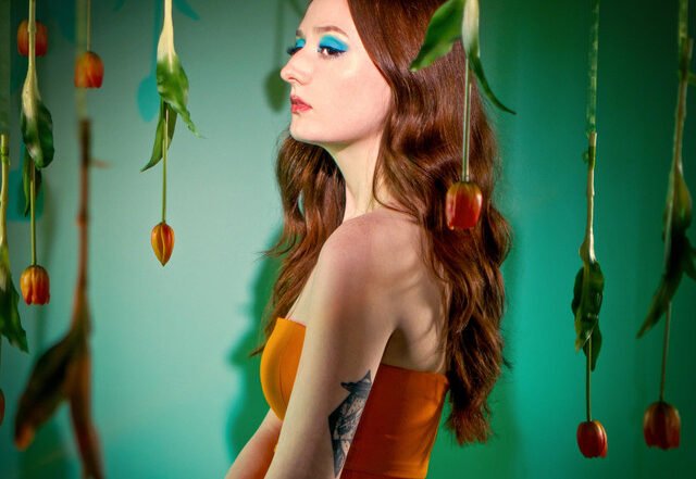 Lauren Curtius - Enough, Pop music genre, Nagamag Magazine