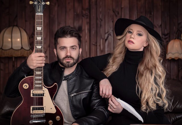 Meg Pfeiffer & Luca Stricagnoli - Machine, Pop music genre, Nagamag Magazine