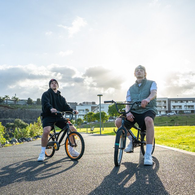 Ash Supé – Celebrate