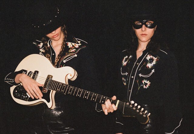 Bad Flamingo - Devil and the Deep Blue, Rock music genre, Nagamag Magazine
