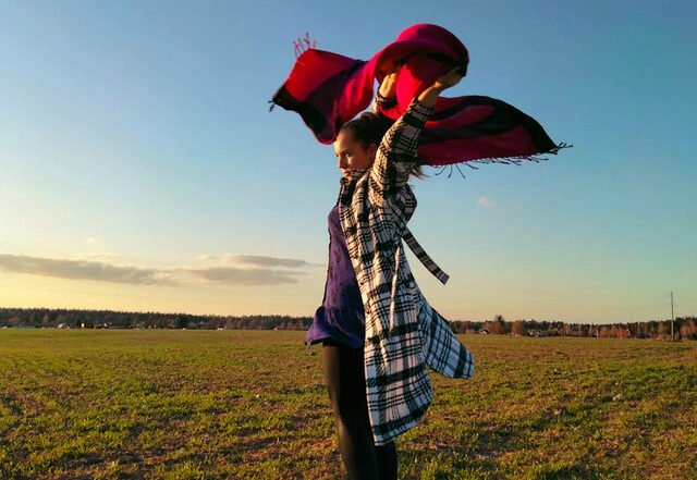 Boloz - Right in the middle, Pop music genre, Nagamag Magazine