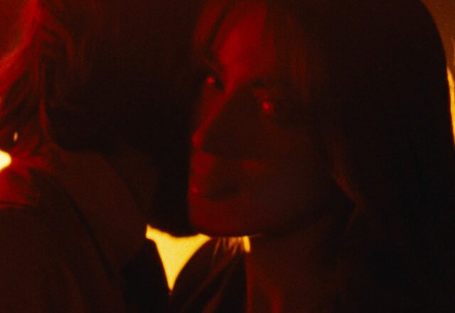 Alexa Dark - Villian, Pop music genre, Nagamag Magazine