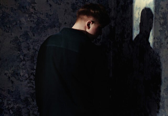 Alfie Castley - Talk To Myself - Alternative Version, Pop music genre, Nagamag Magazine