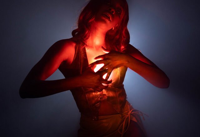 Ashley Sage - Aura, Pop music genre, Nagamag Magazine