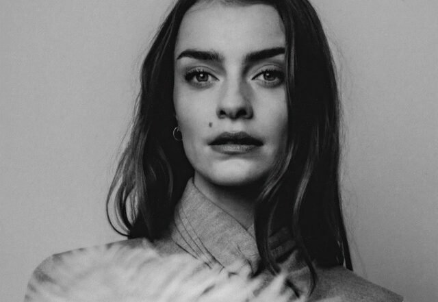 Eydís Evensen - Anna's Theme, Neoclassical music genre, Nagamag Magazine