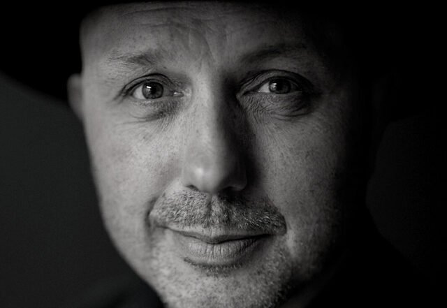 Robert Weston - Gonna Write Me A Drinkin' Song, Rock music genre, Nagamag Magazine