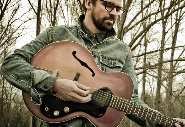 Nathan Hedges - Whiskey & Firelight, Rock music genre, Nagamag Magazine