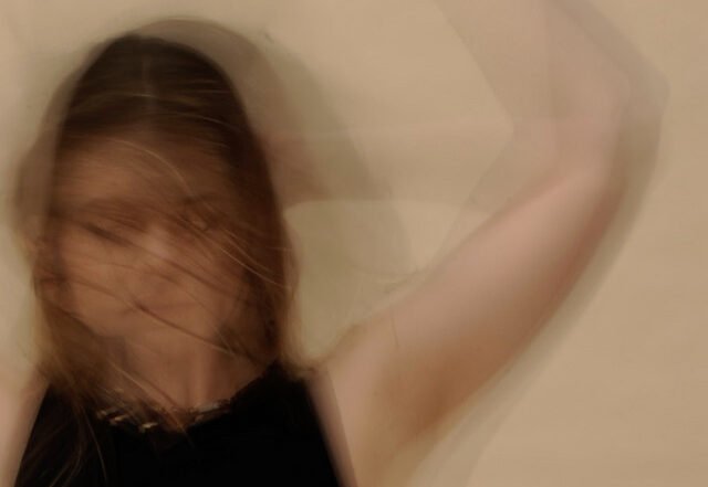 OLI - Cold Hearts, Pop music genre, Nagamag Magazine