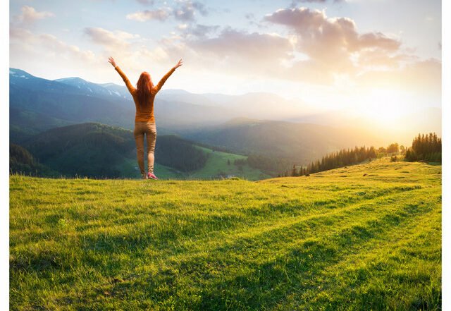 Sina Lennox - Lights, Neoclassical music genre, Nagamag Magazine