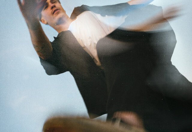 Van Common - Mercury, Pop music genre, Nagamag Magazine