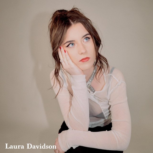 laura-davidson-dime-a-dozen-nagamag-music-magazine Laura Davidson – Dime a Dozen