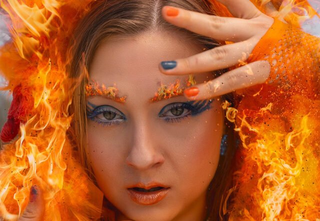 Serena Foster - Mayhem, Pop music genre, Nagamag Magazine