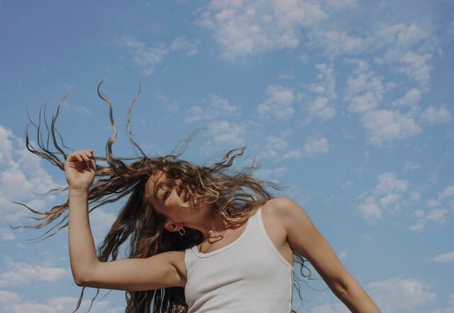 Lauryn Macfarlane - Dive | Rock music review, Rock music genre, Nagamag Magazine
