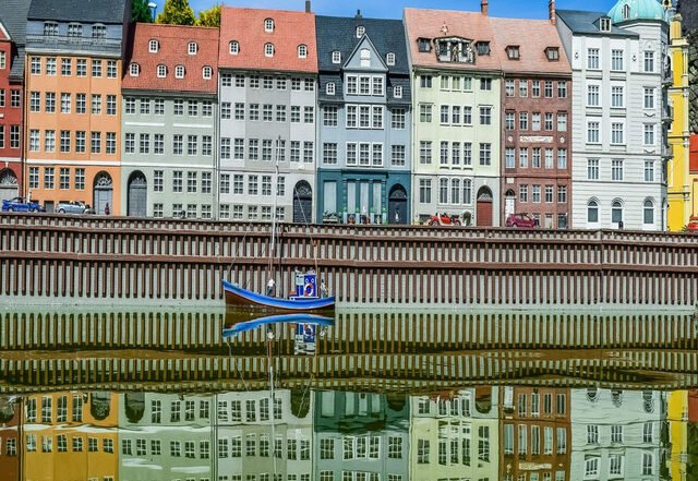 Guillem S. Benet - Brussels | Neoclassical music review, Neoclassical music genre, Nagamag Magazine