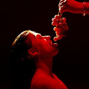 Jade LeMac - Grapevines | Pop music review, Pop music genre, Nagamag Magazine